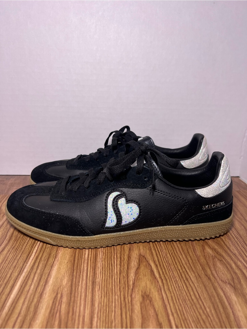 Skechers hot-shot electric heart shoes women’s size 8